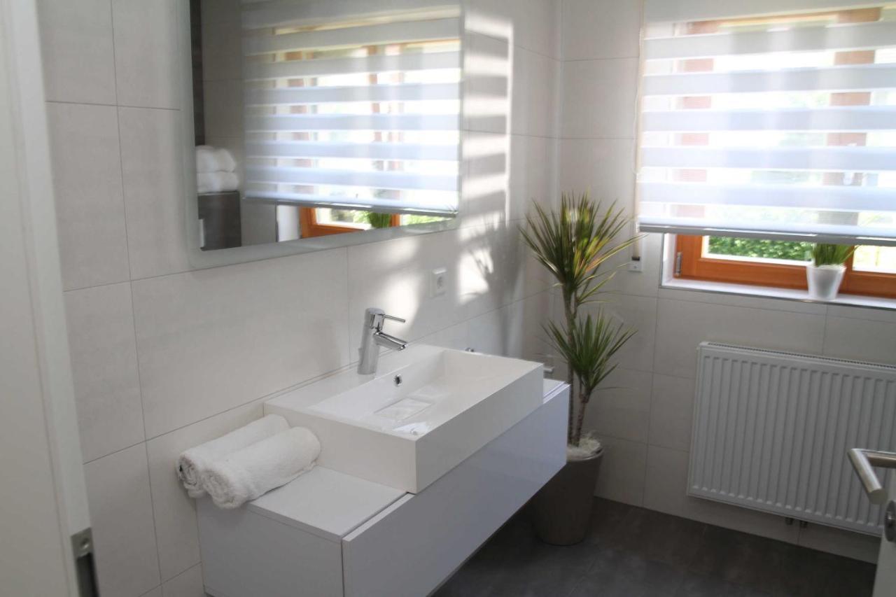 Ferienwohnung Garres Rust Bagian luar foto