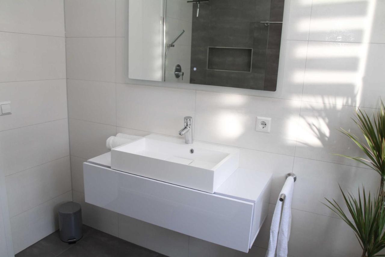 Ferienwohnung Garres Rust Bagian luar foto